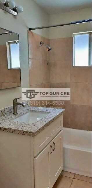 4209 Winona Ave #4223 - Photo 6 of 12