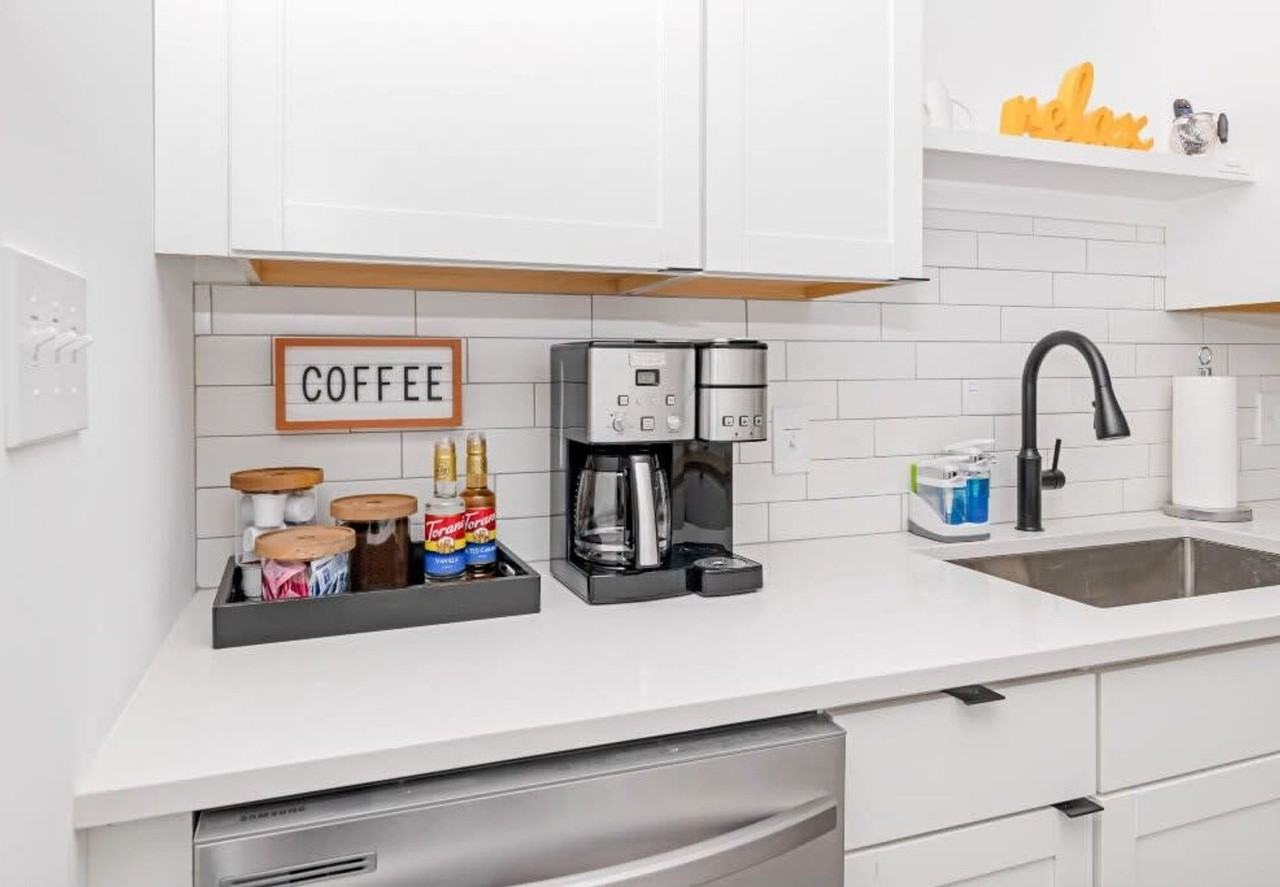 145 Mckim Ave - Photo 2 of 19