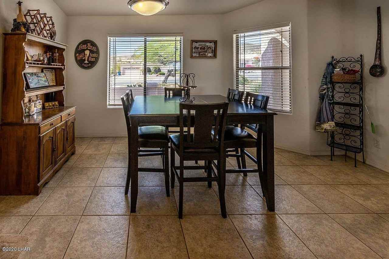 3390 Chemehuevi Blvd - Photo 7 of 19