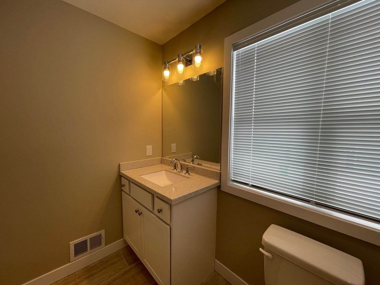 2060 Lion Gate Dr - Photo 7 of 16