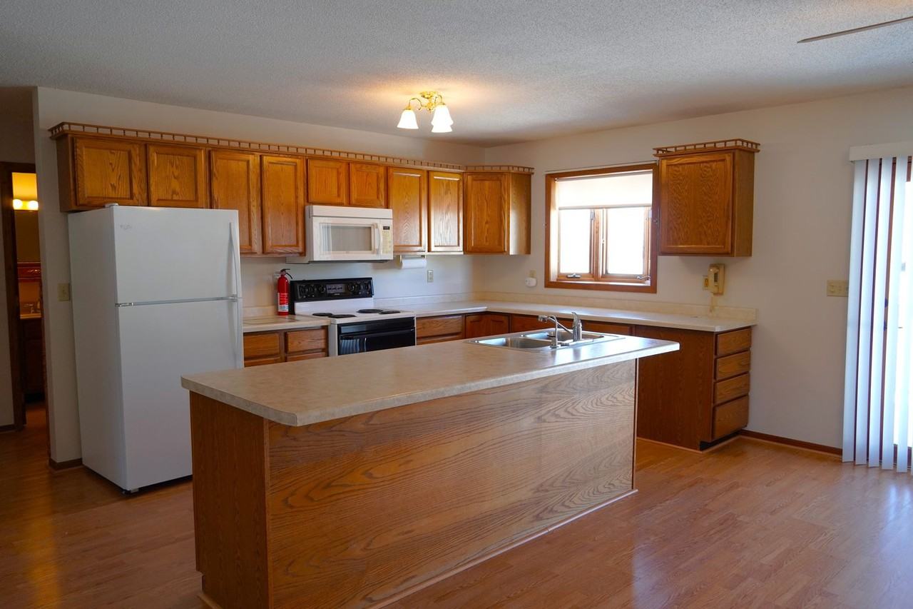 1205 Silver Ave - Photo 3 of 40