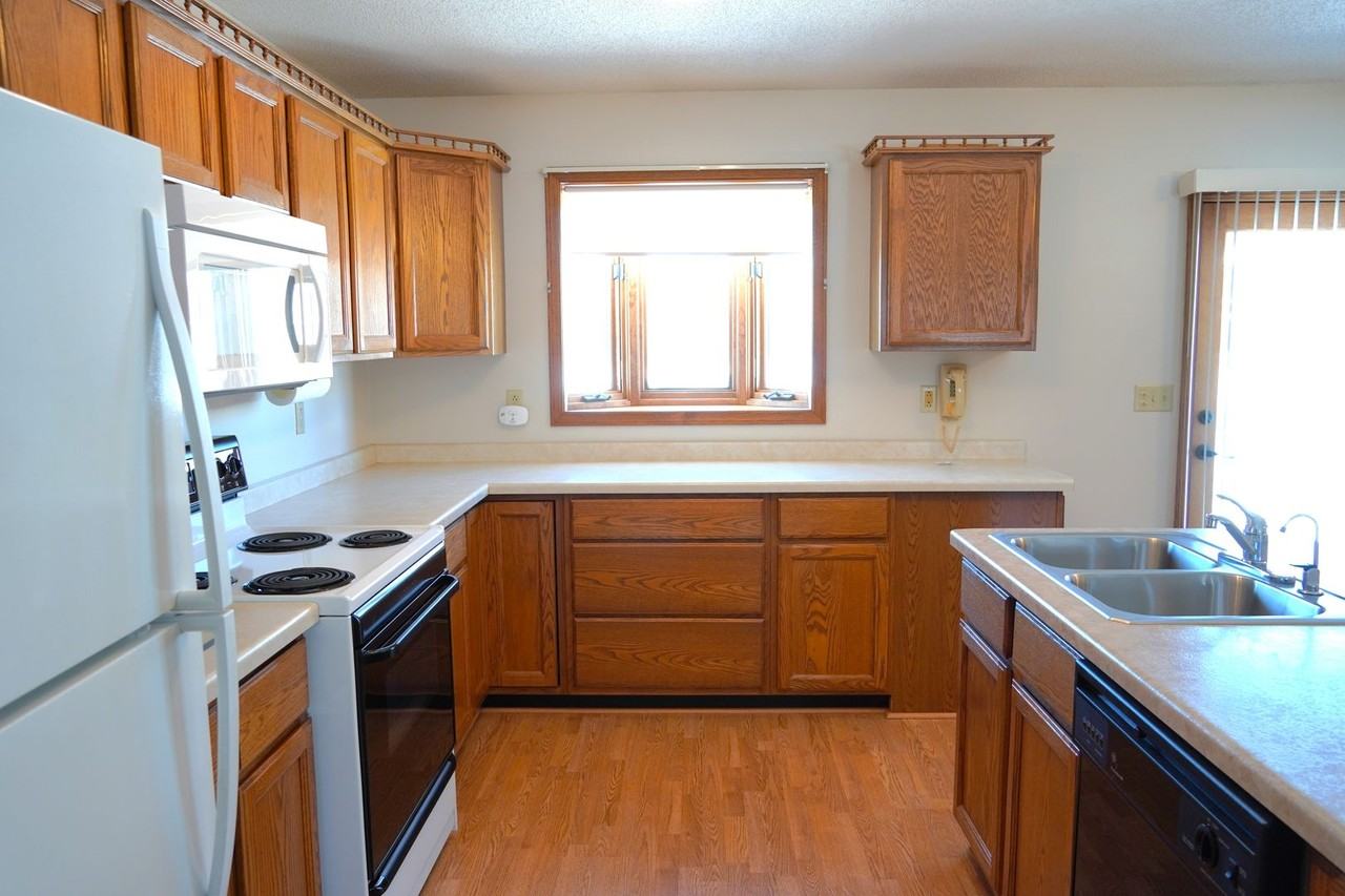 1205 Silver Ave - Photo 5 of 34