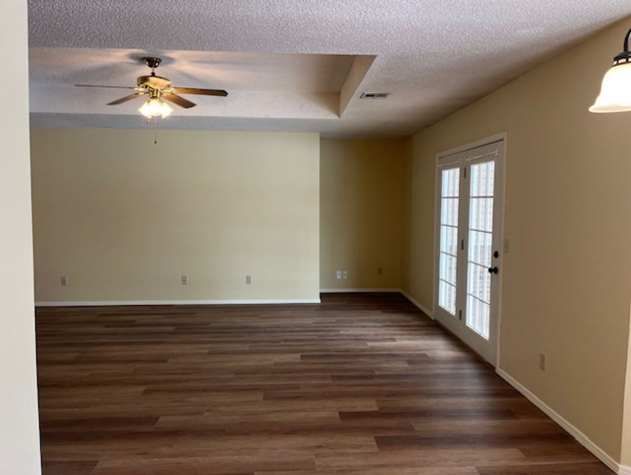 401 N 39th St - Photo 5 of 24