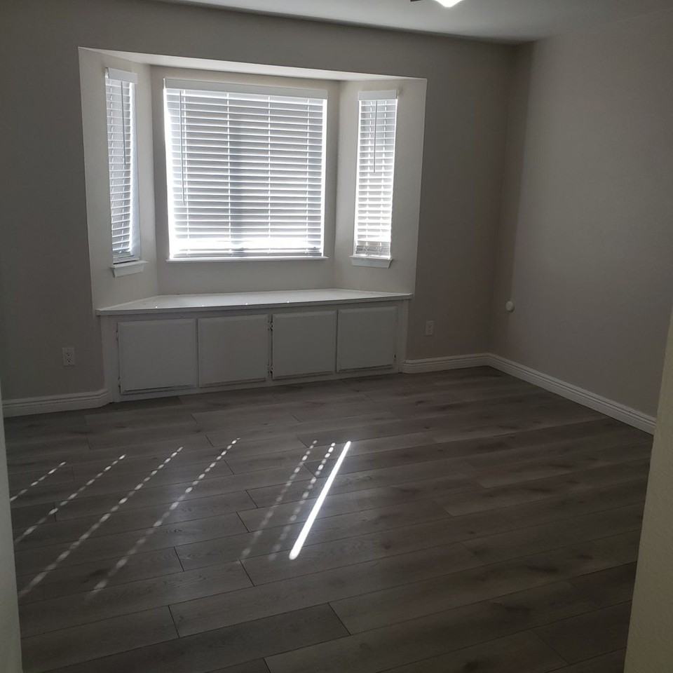 13980 Mission St - Photo 4 of 36