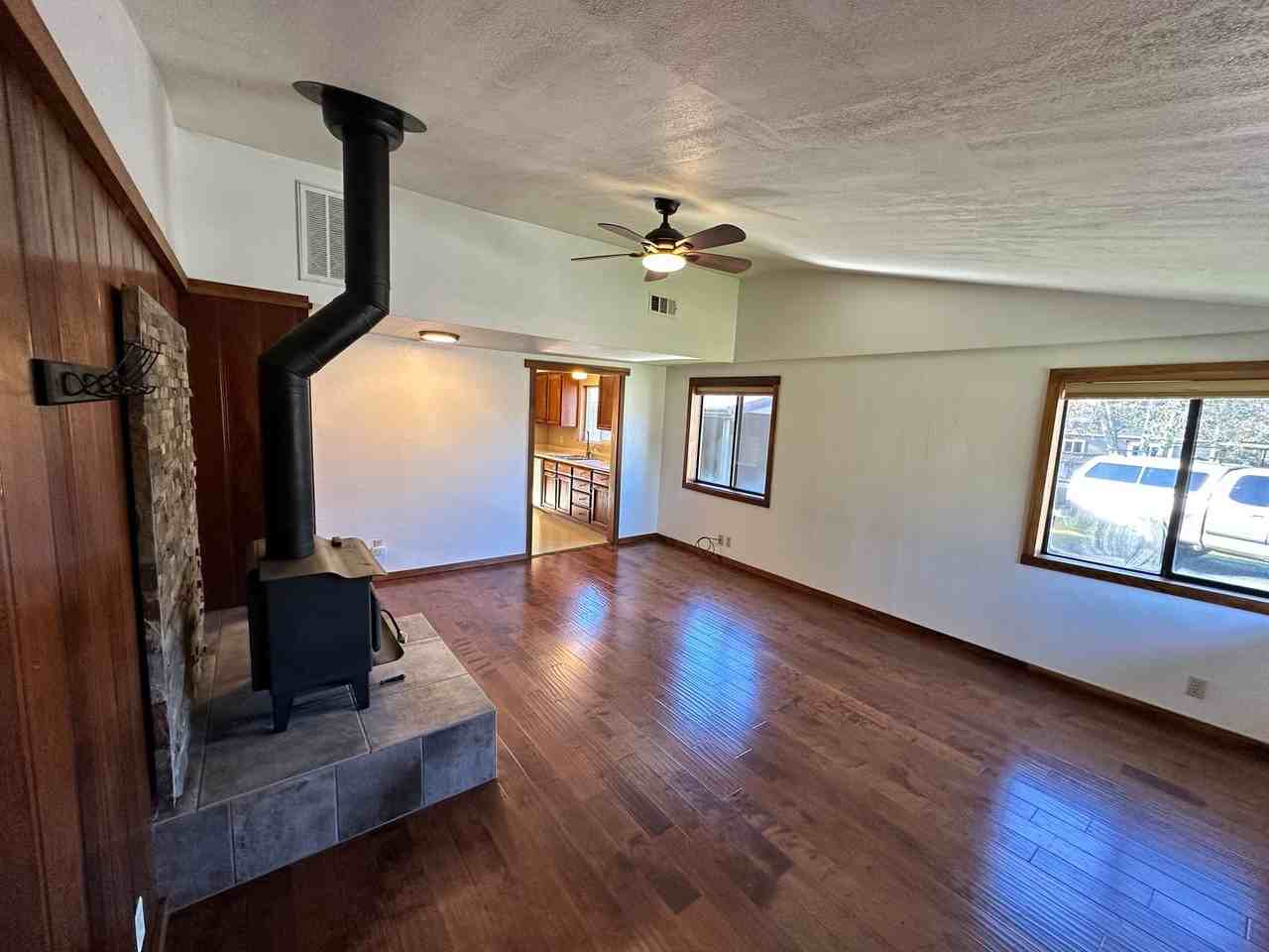 630 Evans Rd - Photo 3 of 39