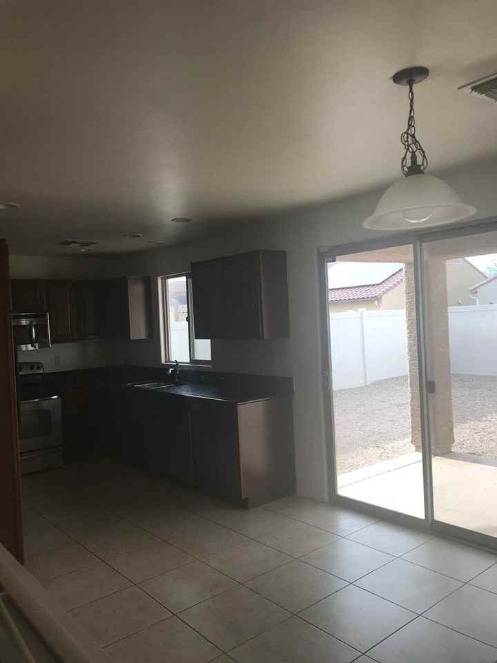 21504 E Independence Way - Photo 5 of 13