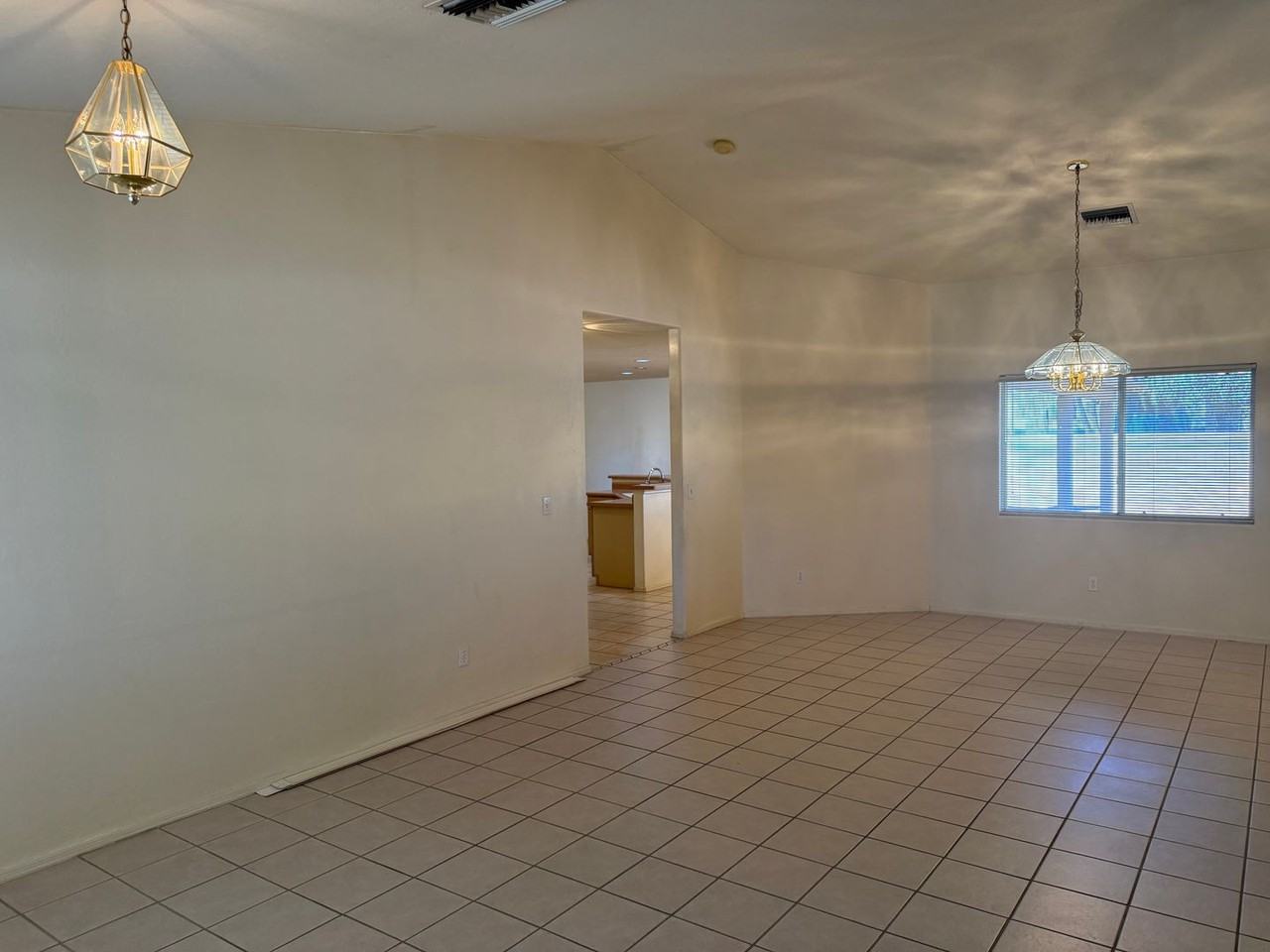 7917 E Waverly St - Photo 2 of 29