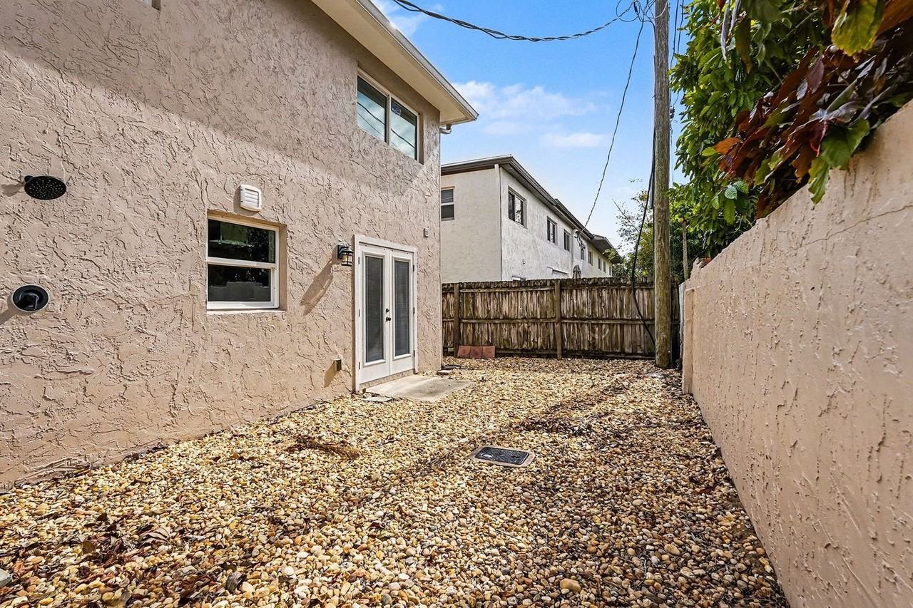 1280 1280 SR-A1A #D - Photo 6 of 35