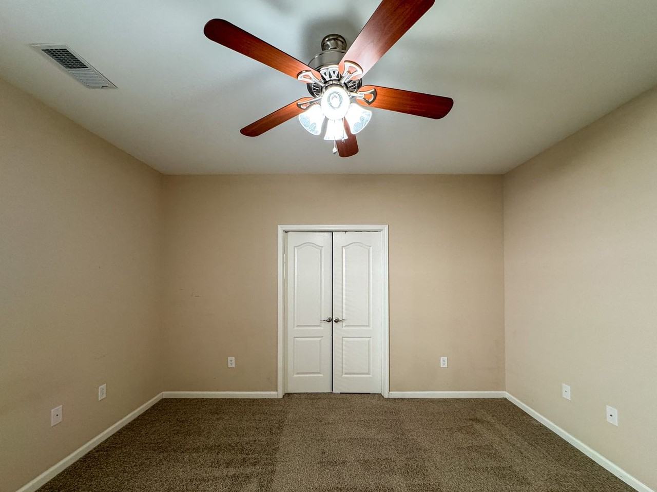 2641 Mcarthur Landing Cir - Photo 6 of 17