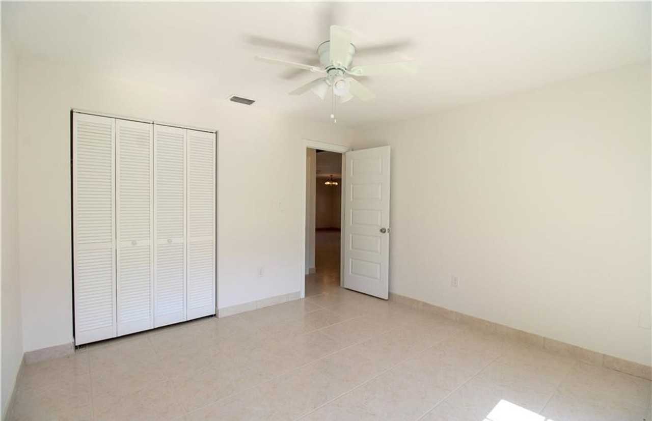 615 108th Ave N - Photo 5 of 39