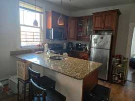 727 Parker St - Photo 1 of 1