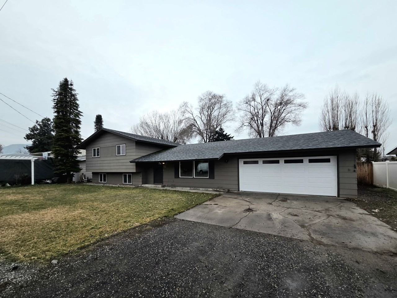 108 S Houston Ave - Photo 7 of 34