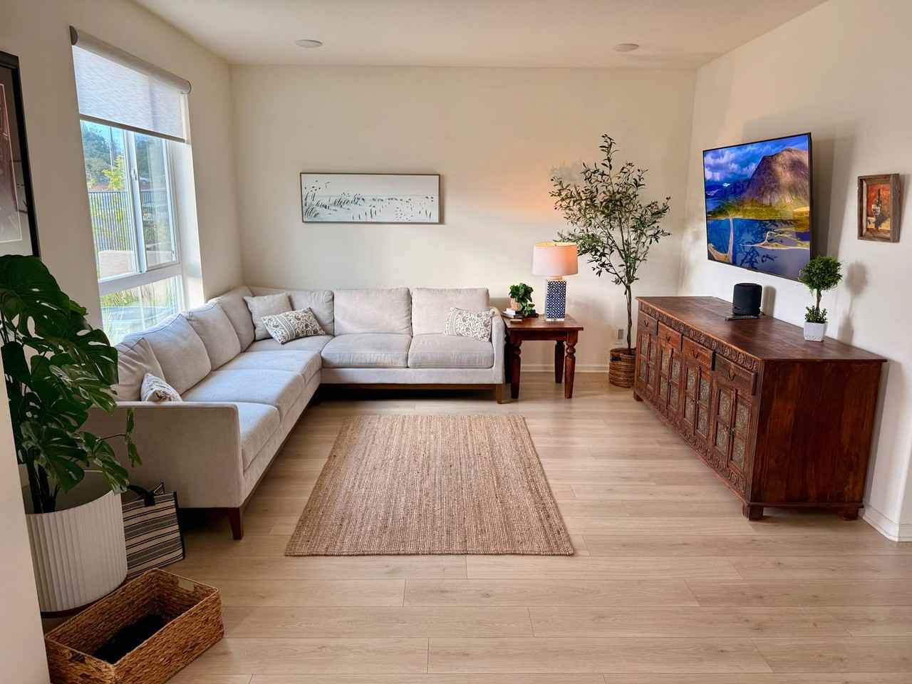 1052 Kendale Way - Photo 4 of 9