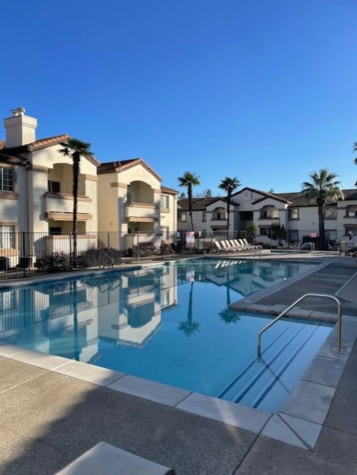 8020 Walerga Rd - Photo 2 of 16