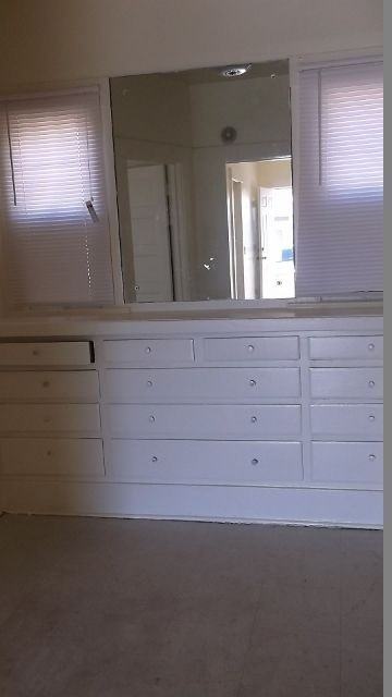 1332 N 1st Ave - Photo 5 of 8