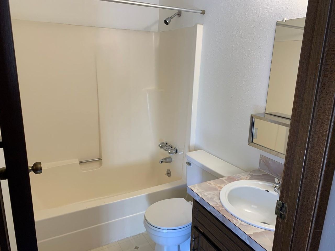 1630 Lincoln St #7 - Photo 7 of 10