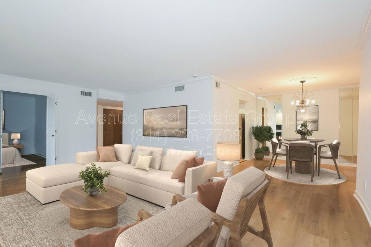 590 Sarah Ln #301 - Photo 4 of 26