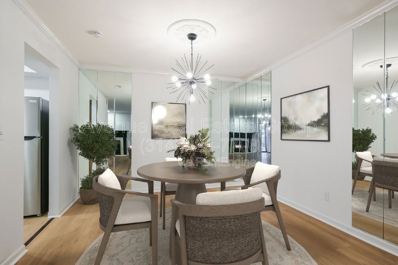 590 Sarah Ln #301 - Photo 6 of 26