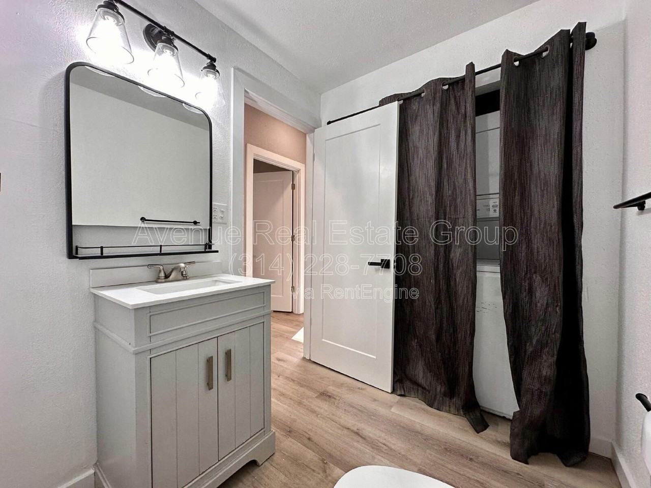 5931 Maple Ave #2E - Photo 6 of 18