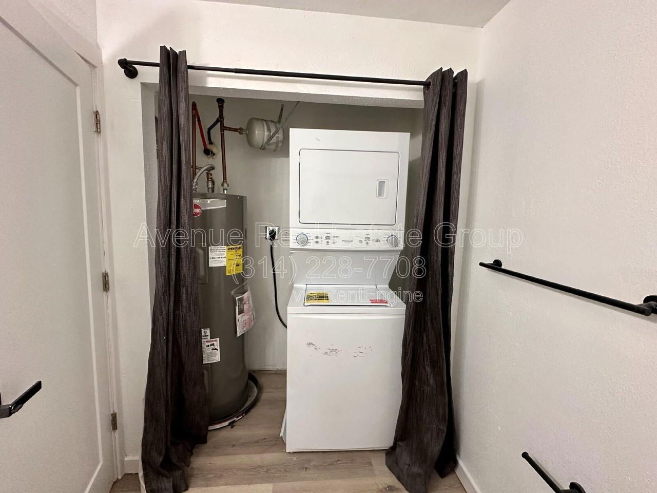 5931 Maple Ave #2E - Photo 7 of 18