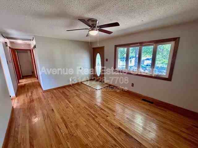 5154 Ville Donna Ln - Photo 2 of 10