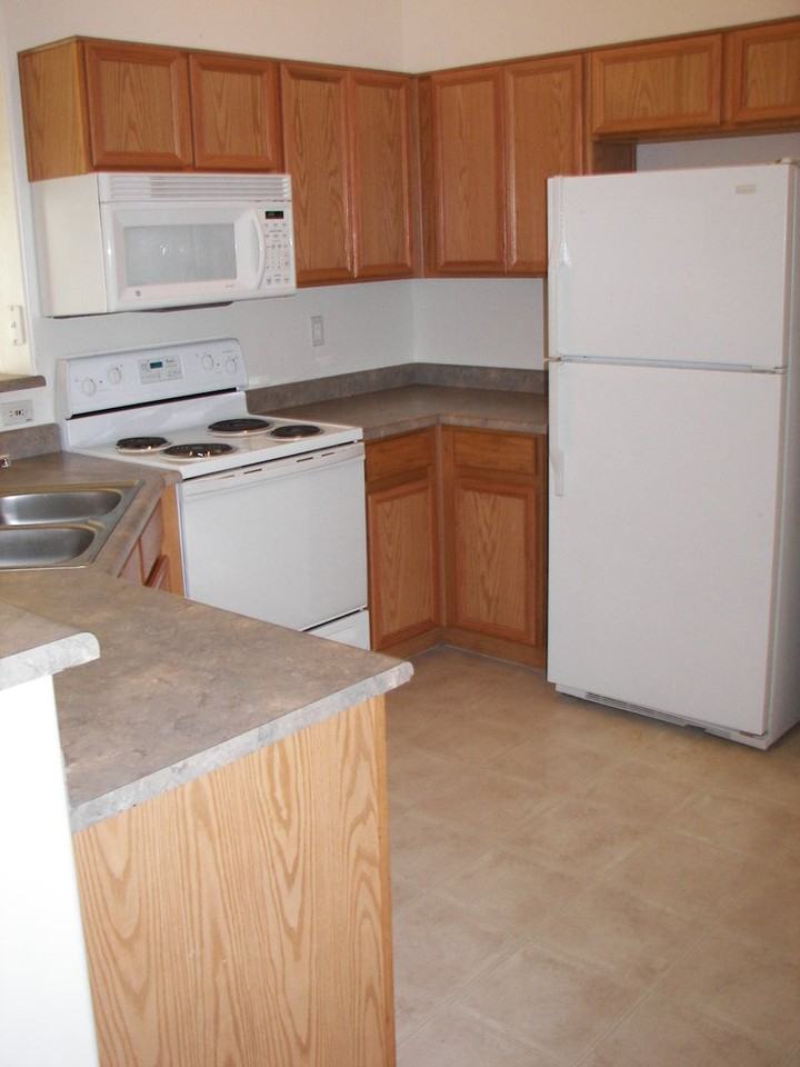 1650 N Serina - Photo 4 of 5