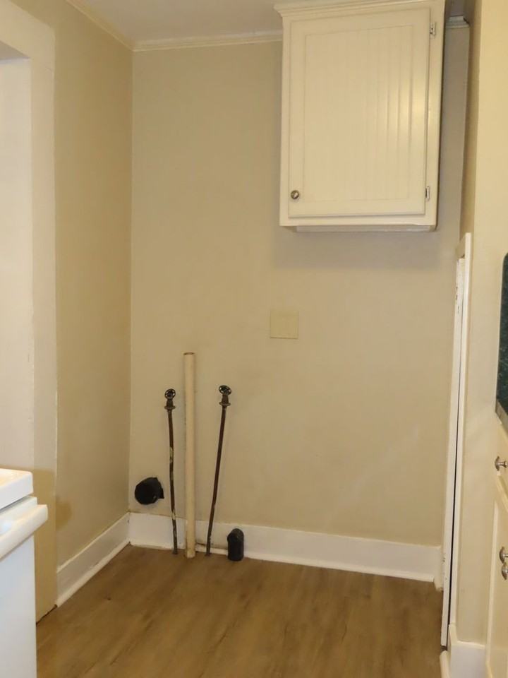 1005 W Martin Luther King Jr Blvd - Photo 7 of 15