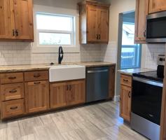 featured image of 830 W 11th Ave