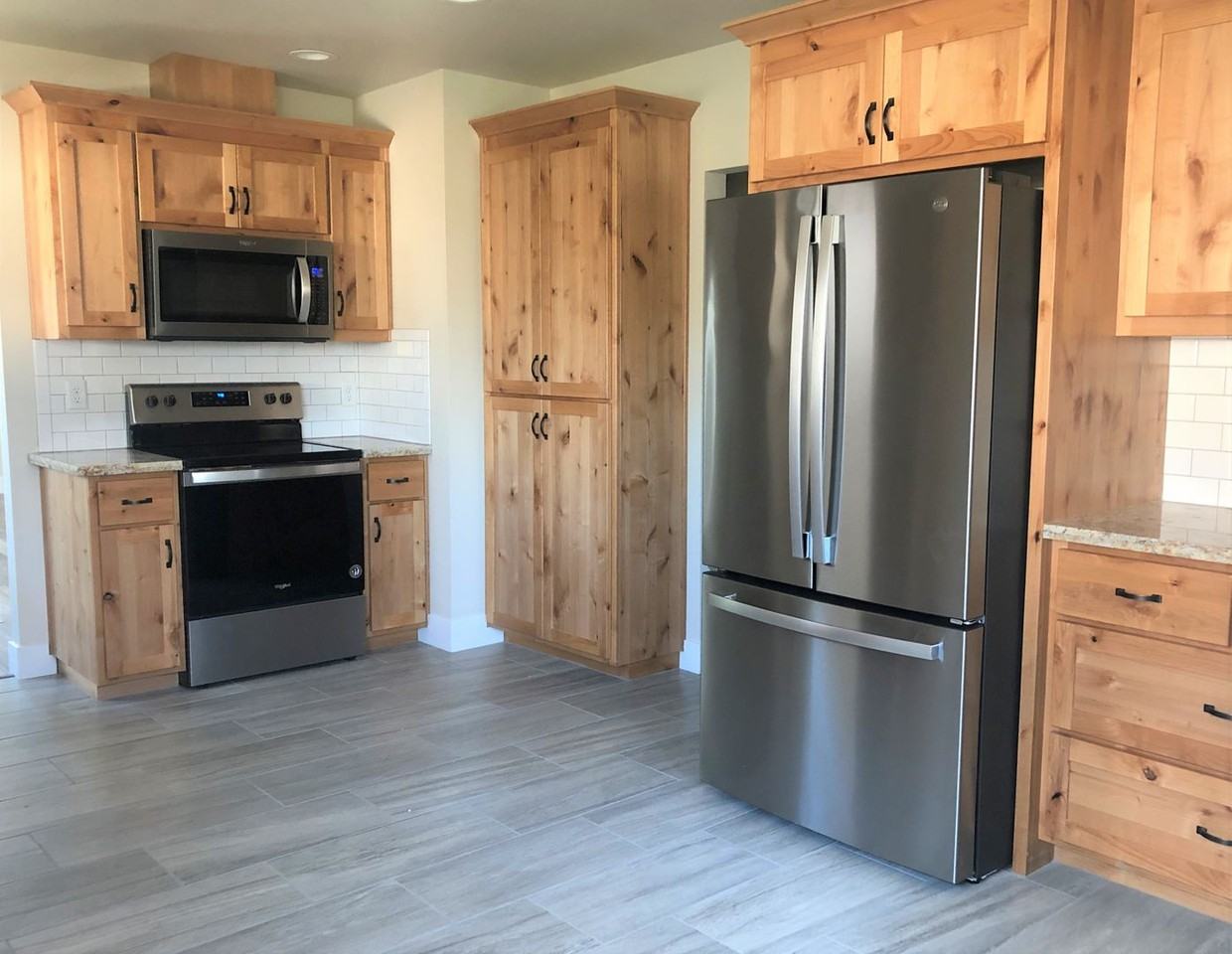 830 W 11th Ave - Photo 5 of 14