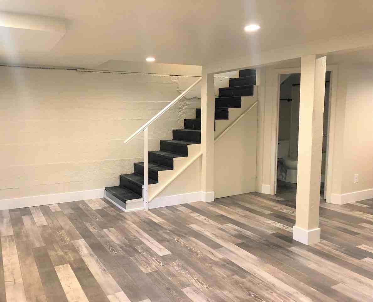 830 W 11th Ave - Photo 7 of 14