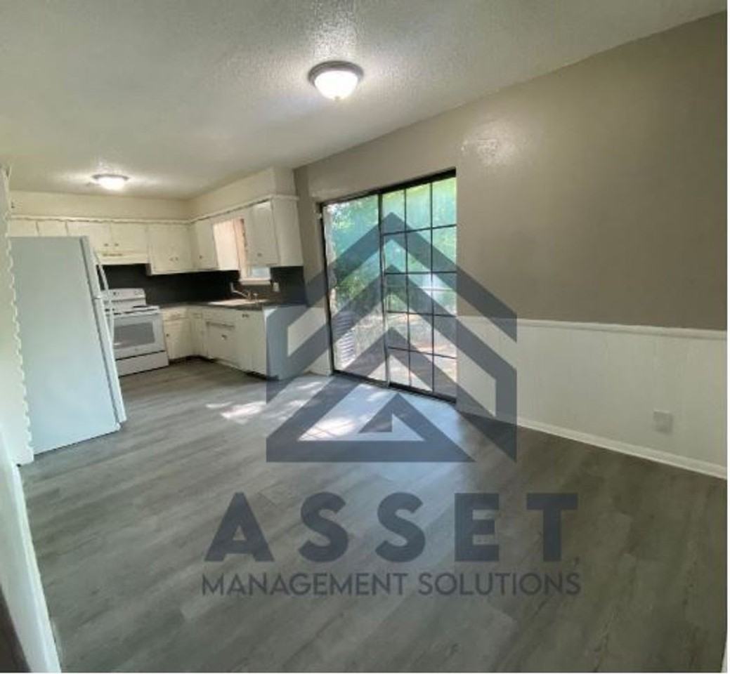 1612 Melinda Ln #RTO - Photo 4 of 15