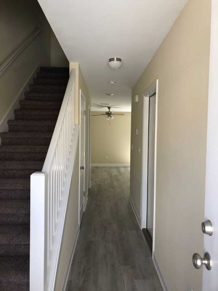 227 Callaway Chase Ln - Photo 2 of 9