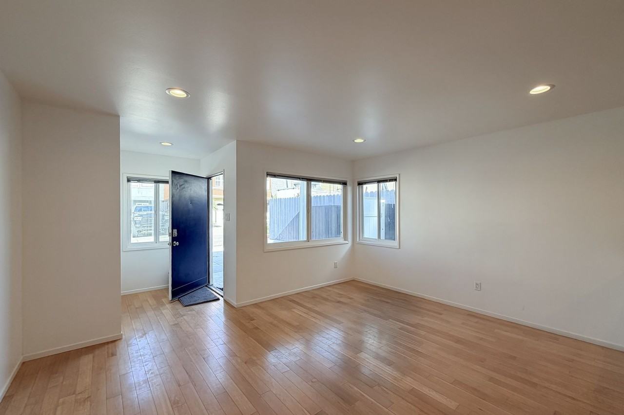 120 Bardsdale Ave - Photo 2 of 22