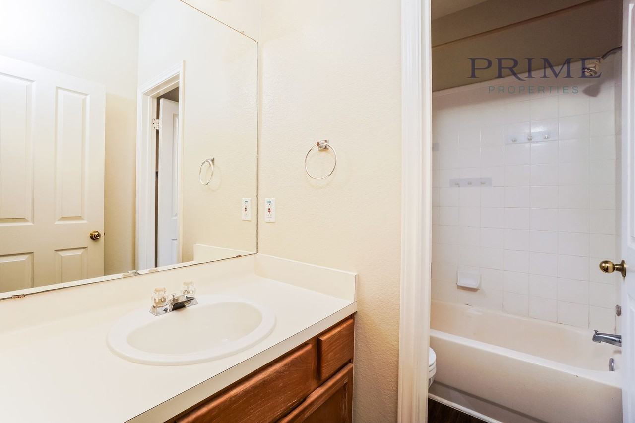 2403B Curry Loop - Photo 3 of 16