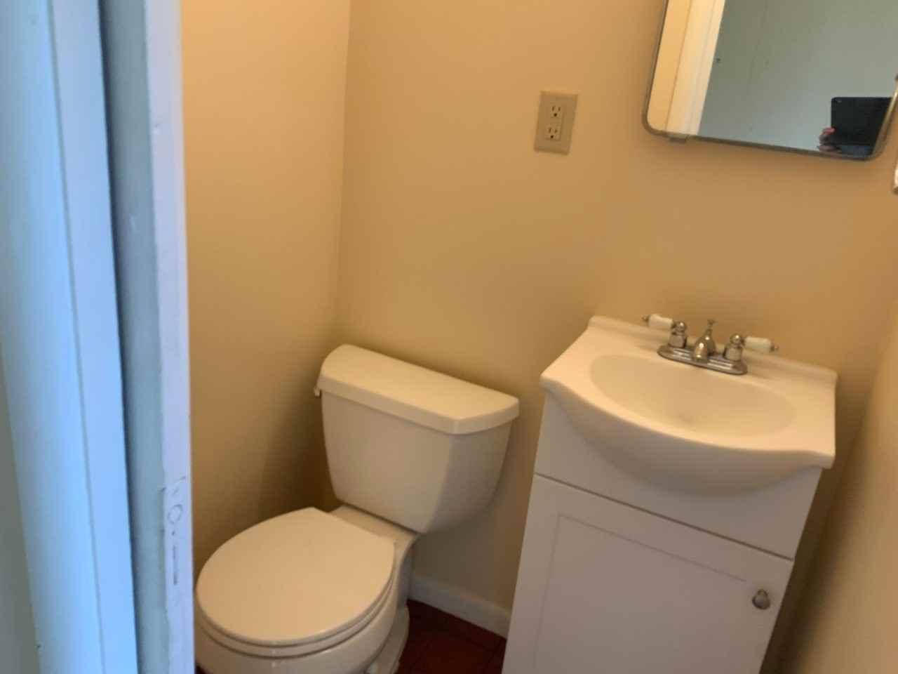 428 Ford St - Photo 7 of 16