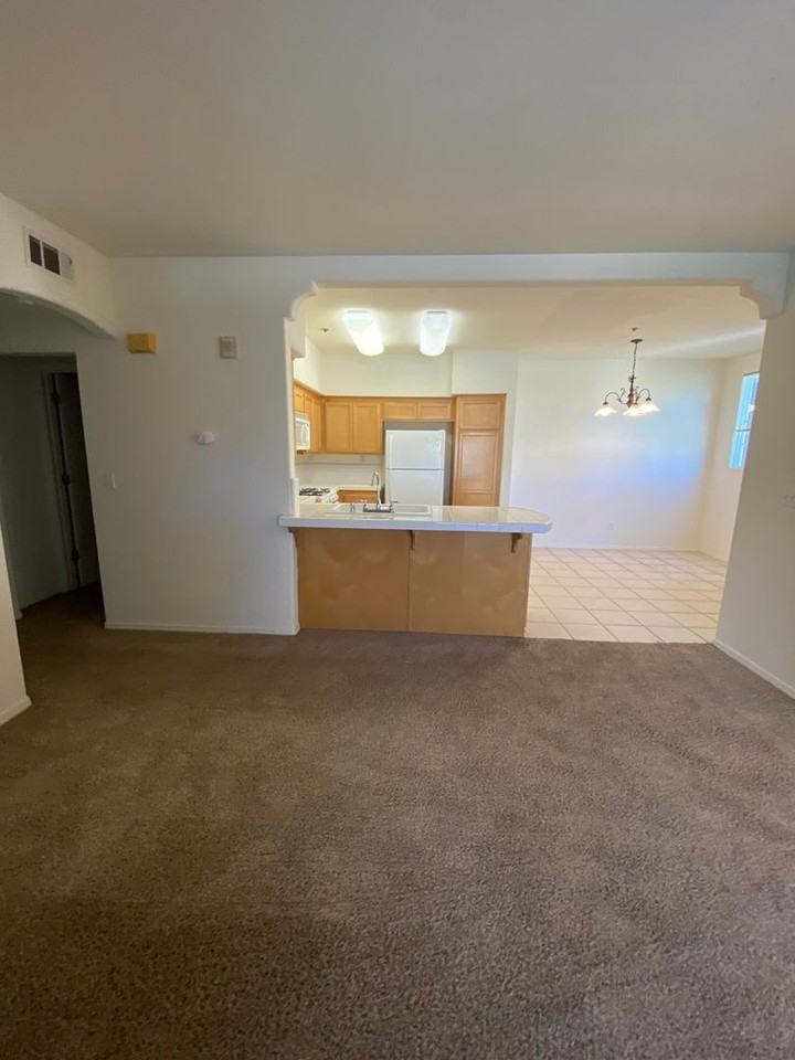 310 E Mccoy Ln #3C - Photo 7 of 37