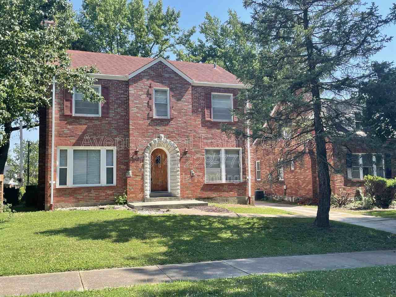 2944 Moniteau Dr - Photo 3 of 45