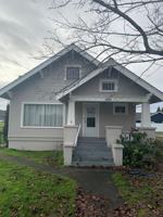 featured image of 904 Fairview Dr