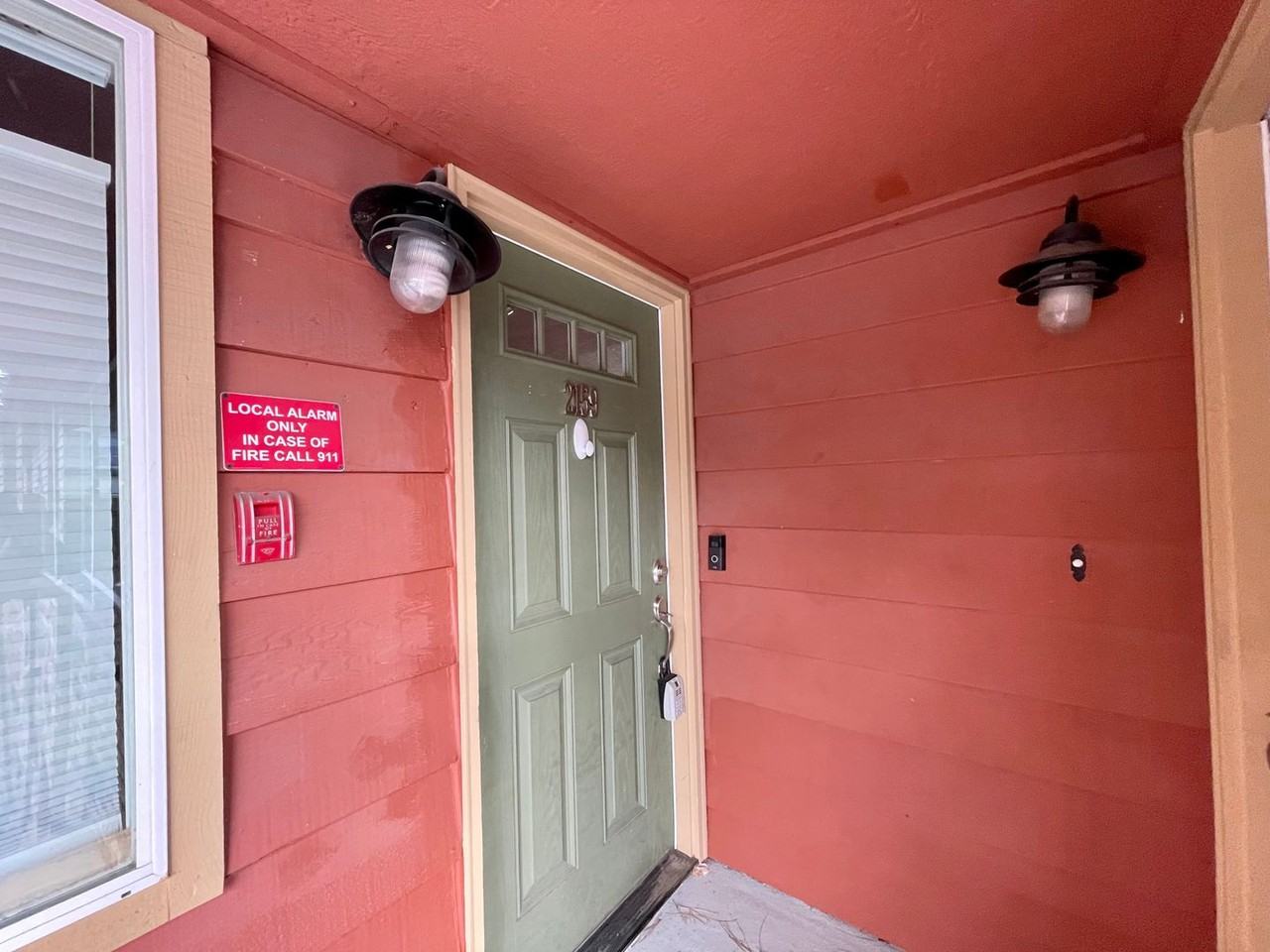 2159 Ne Weidler St - Photo 2 of 34