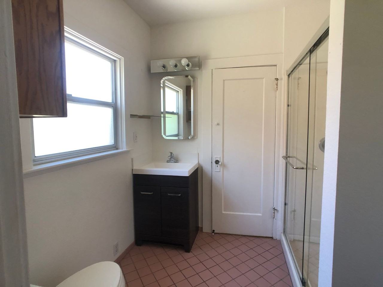 1140 Sherman St - Photo 6 of 12