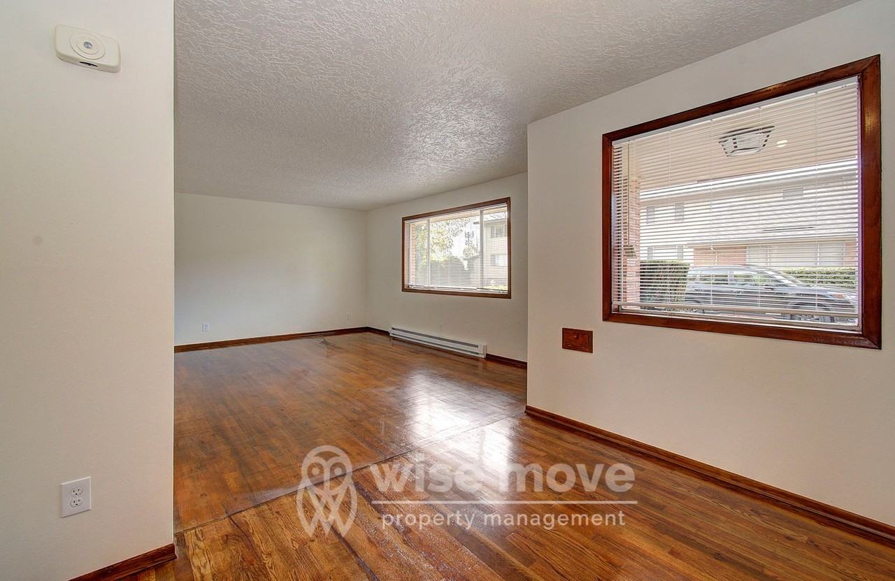 2605 E Mill Plain Blvd #1 - Photo 5 of 19