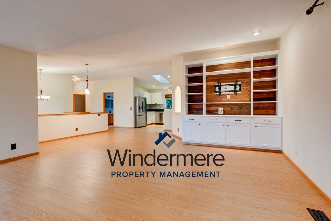 1281 Polnell Shores Dr - Photo 6 of 26