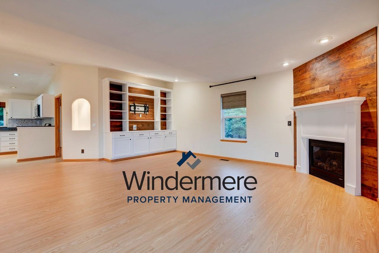 1281 Polnell Shores Dr - Photo 7 of 26