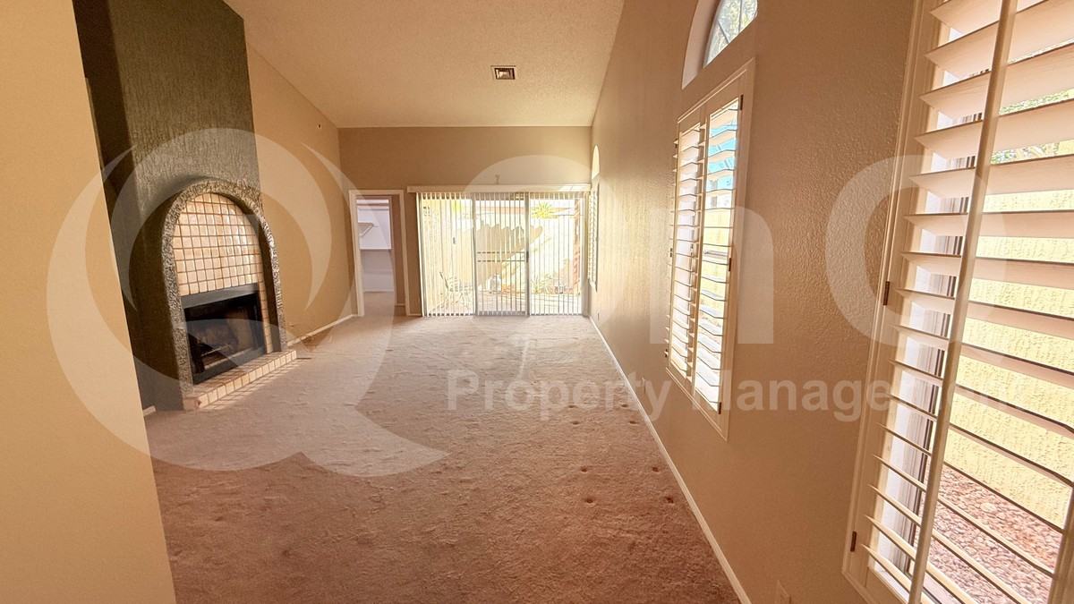 11144 E Yucca St - Photo 6 of 28
