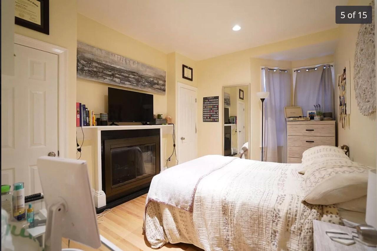 1201 Beacon St - Photo 3 of 6