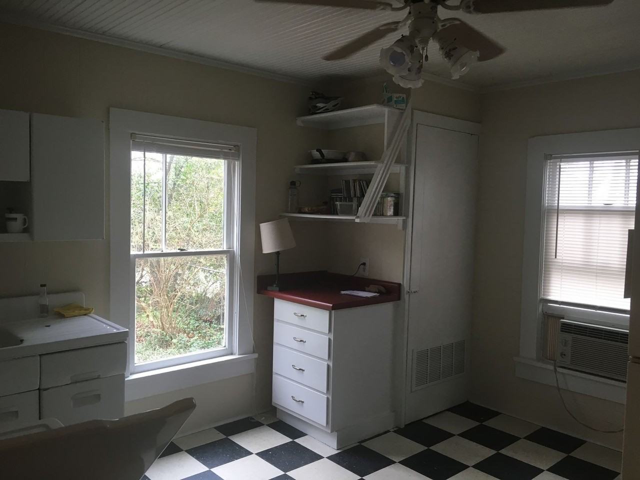 140 Easy St - Photo 4 of 6