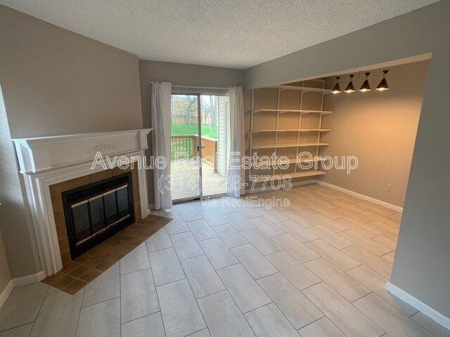 1662 E Swan Cir - Photo 3 of 25