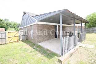 4178 Brighton Dr - Photo 1 of 1