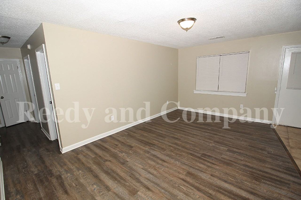 5356 Lakeview Cv - Photo 4 of 15