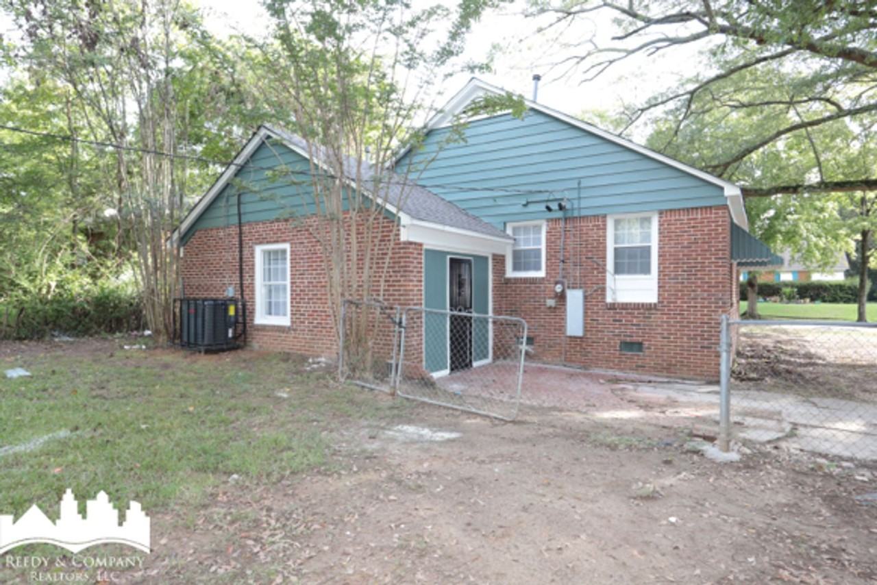 905 Parkhaven Ln - Photo 7 of 21